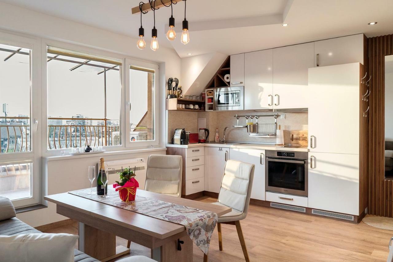 Center Apartment With Amazing View Sofya Dış mekan fotoğraf